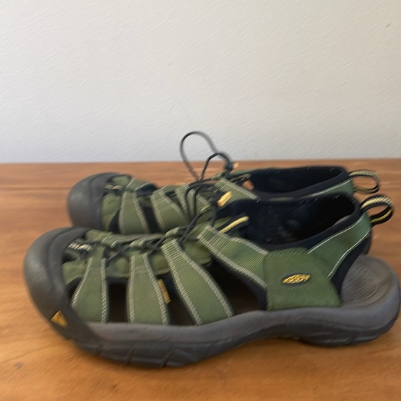 Keen Waterproof Green Outdoor Sandals Size 12 main image 4